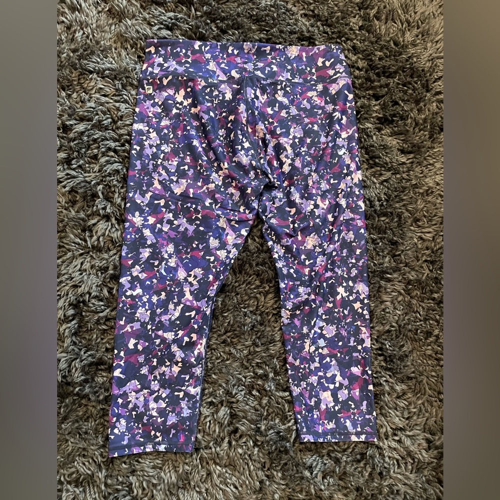 Fabletics size large GUC